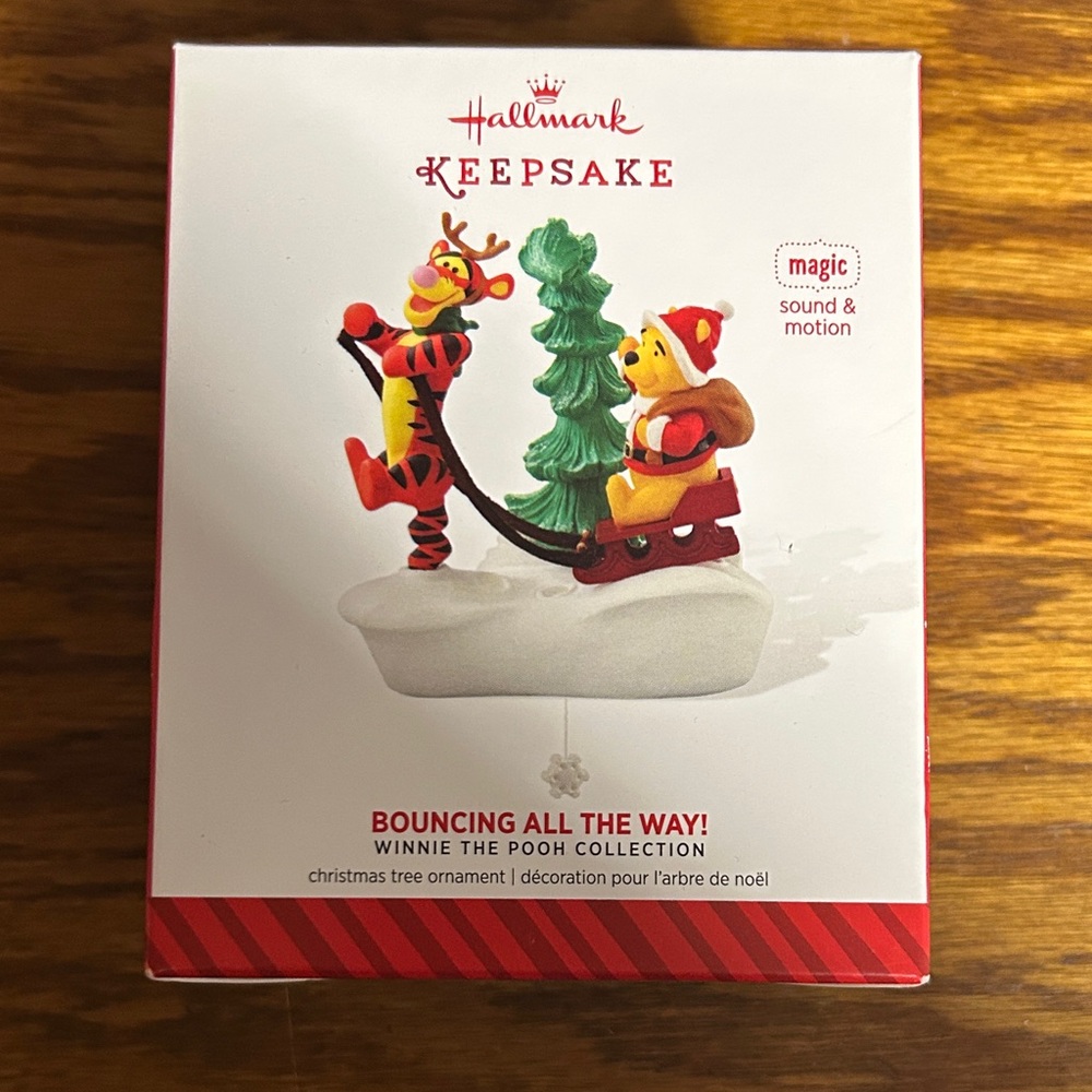 Hallmark Keepsake Tigger and Pooh Ornament with Red and Green